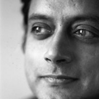 Shashi Tharoor