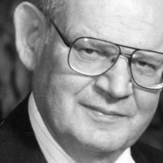 Benoit Mandelbrot