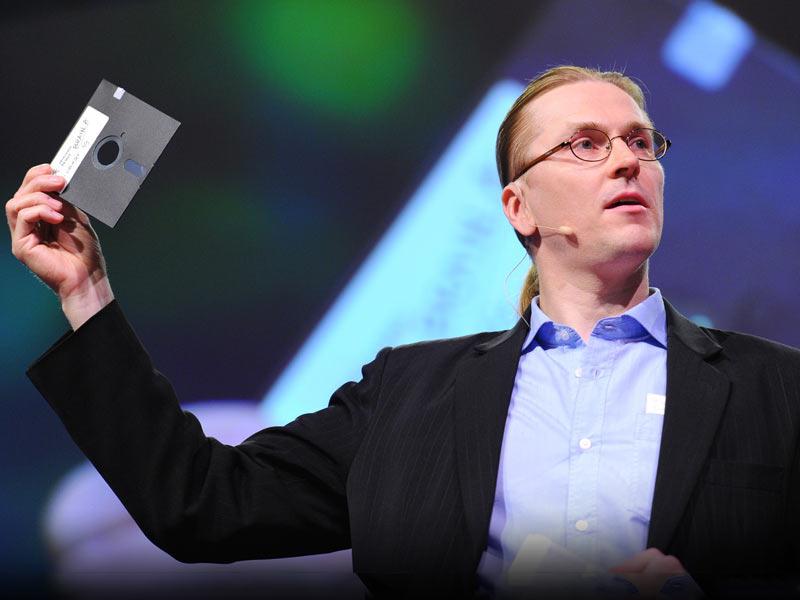 Mikko Hypponen: Fighting Viruses, Defending The Net | TED Talk