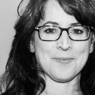Robyn Stein DeLuca