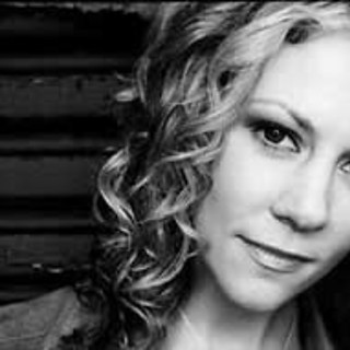 Natalie MacMaster