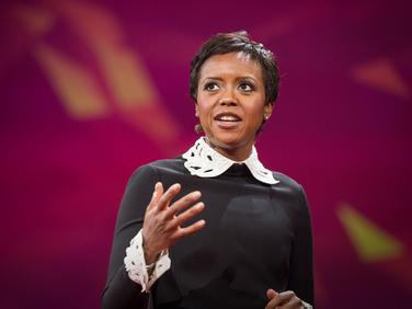 Thumbnail for the embedded element "Mellody Hobson: Color blind or color brave?"