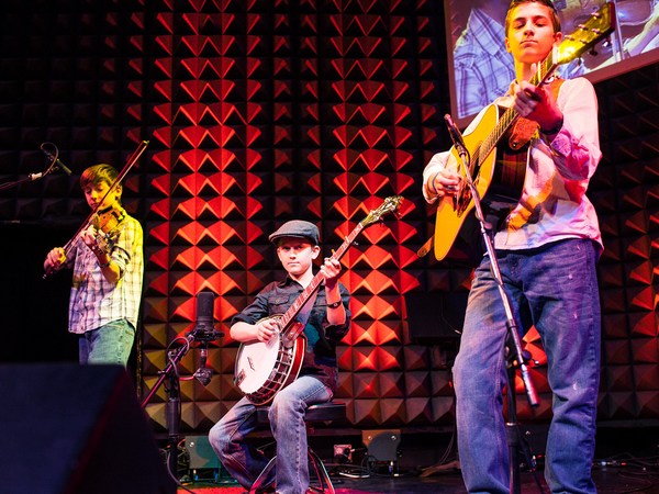 Sleepy Man Banjo Boys: Teen wonders play bluegrass