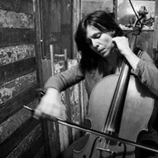 Helen Gillet