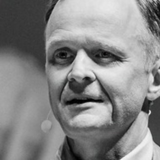 Stefan Larsson