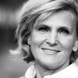 María Neira