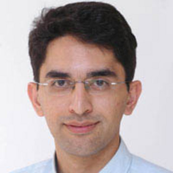 hodjat farhangian