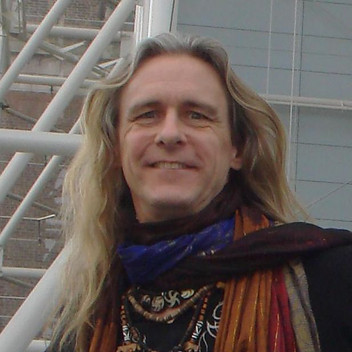 Carter Emmart