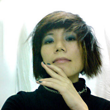 Yesbydefault 倪文娟