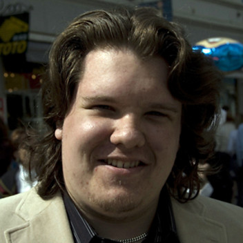 Lars Helge Finholt