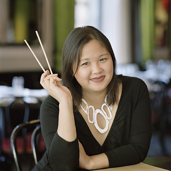 Jennifer 8. Lee