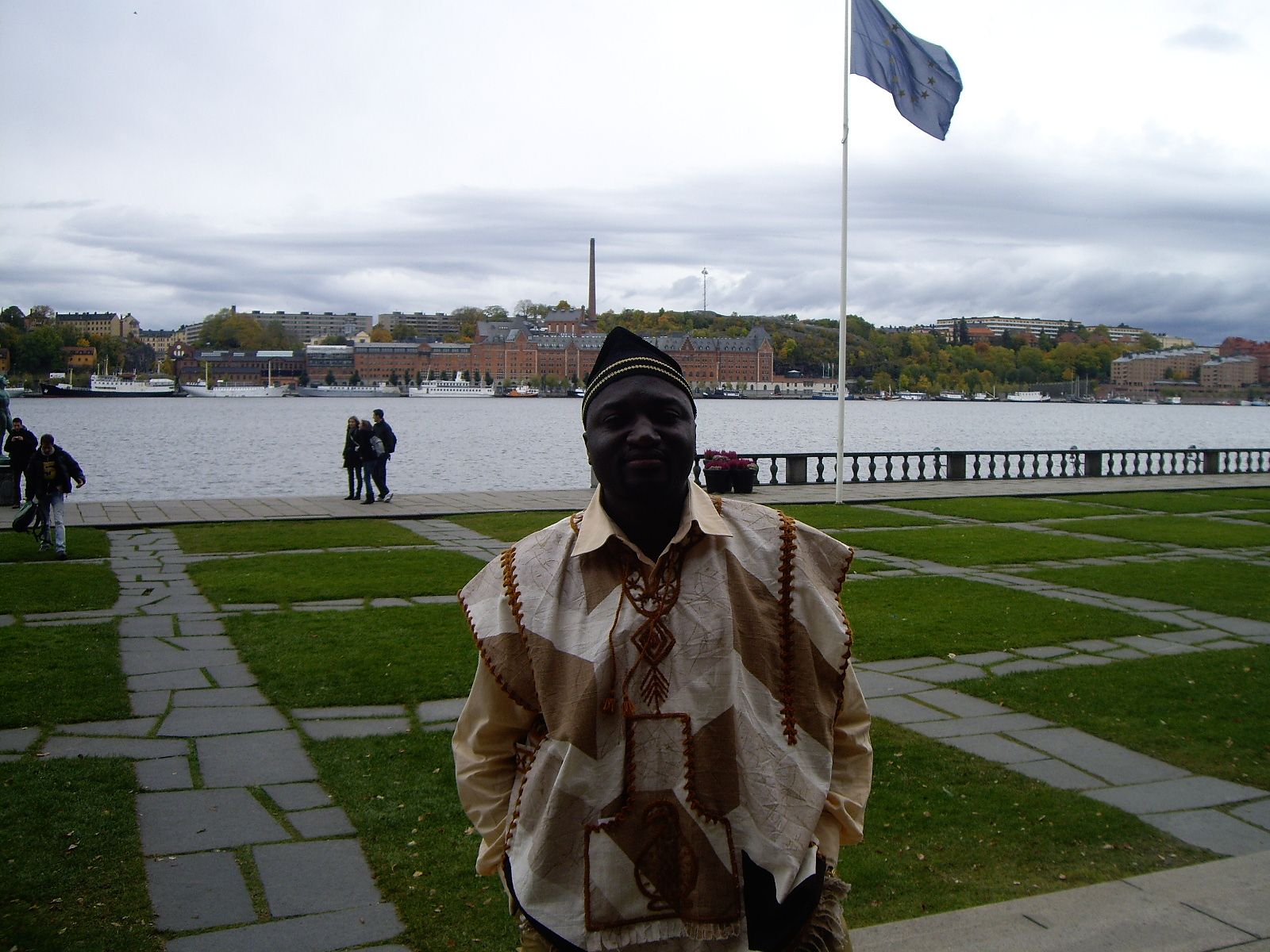 Robert Vifemi Muluh