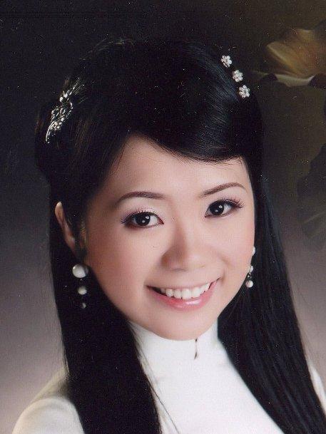 Cathy Van Tran