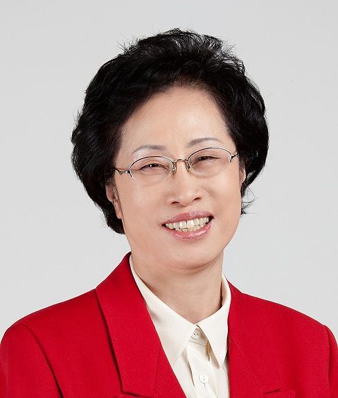 Soonja Choe
