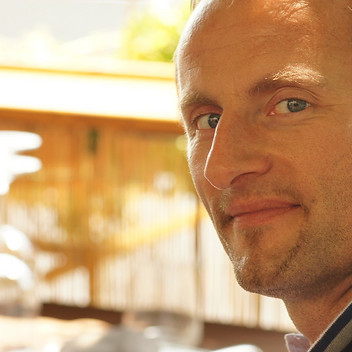 Simon Thiel