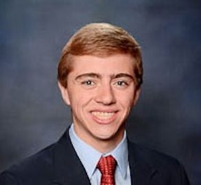 Elliot Louthen