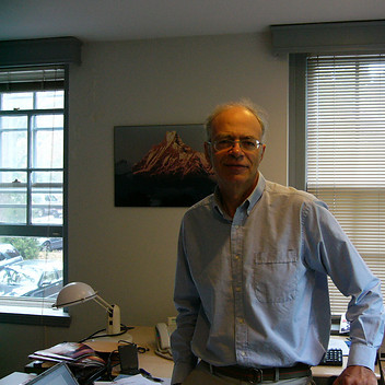 Peter Singer