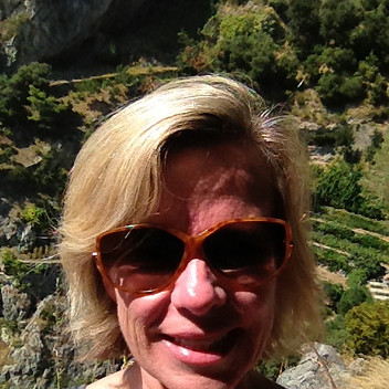 Joanne Bradford