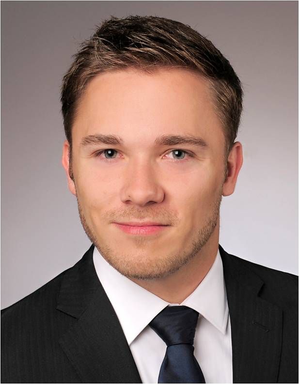J. Henning Buchholz