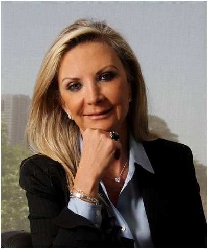 GINA DIEZ BARROSO