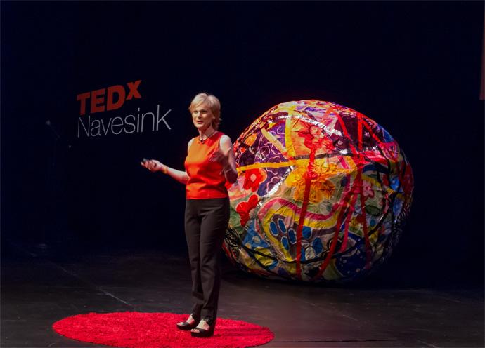 Robyn Stratton-Berkessel