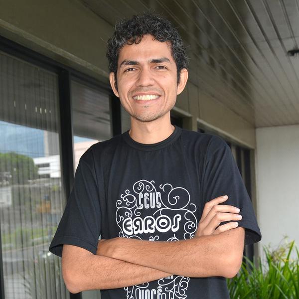 Denys Cruz