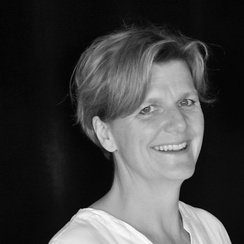Annabelle Cox