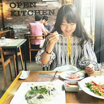 Seolkyung (Regina) Kim