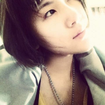 Yi Li