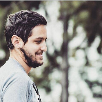 Gonza Esteguy