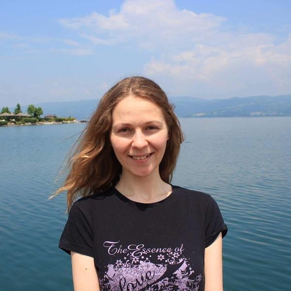Aslı  Balmumcu