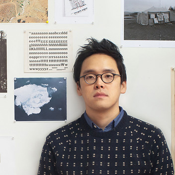 E Roon Kang