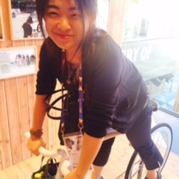 响 李
