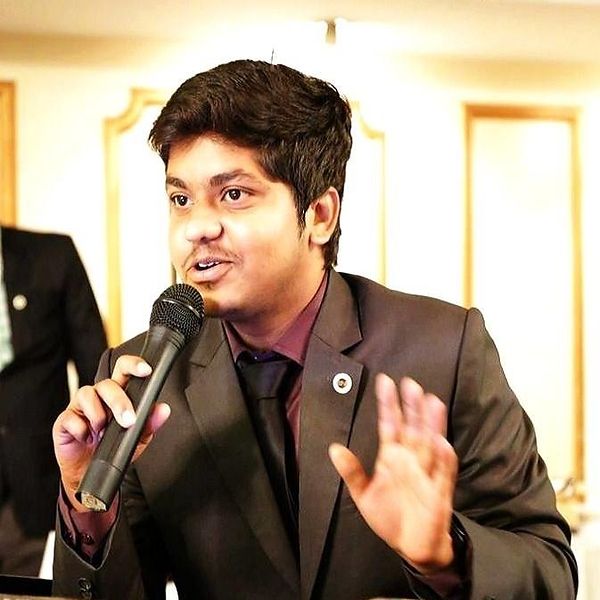 Vivek Mandapalli