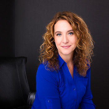 Jennifer Cloer