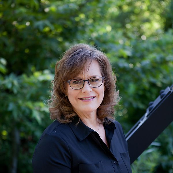 Cindy Knight