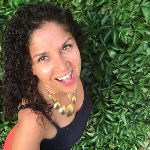 LUZ CLAUDIO