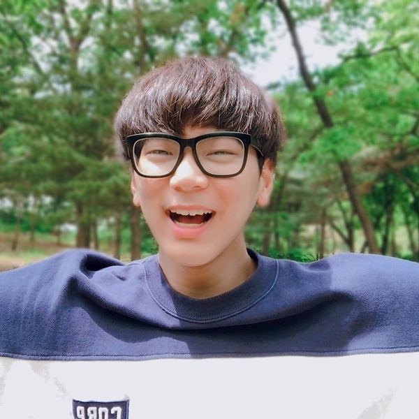 HAKSEUNG LEE