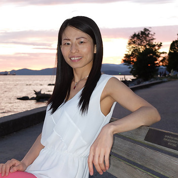 Yujing Jenny T