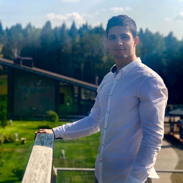 Михаил Ларькин