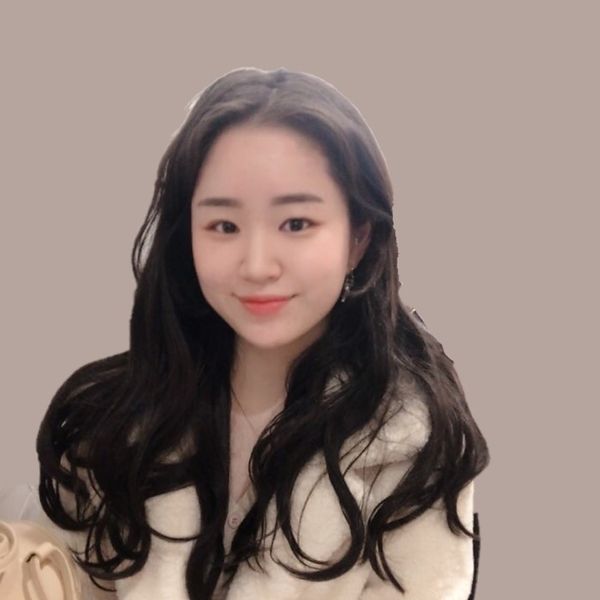 Effie Geumjin Lee