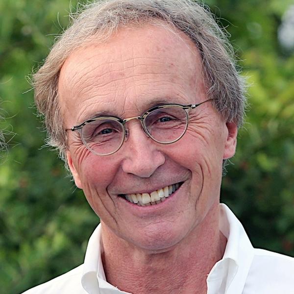 Roger Hanlon