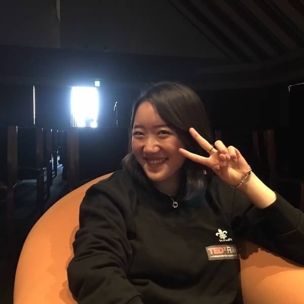 akiko yanagi