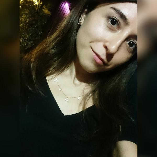 Özge Belen