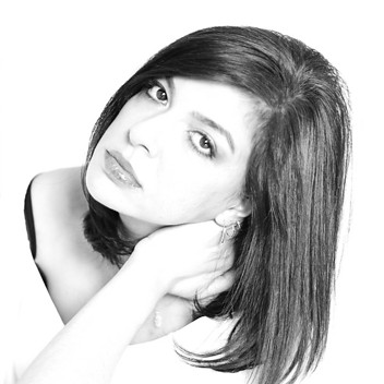 Neslihan Atas