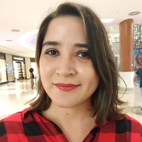 Daniele Souza