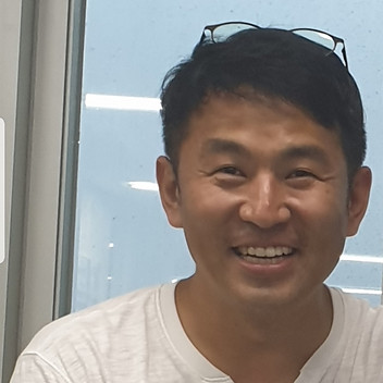 Jongeok Yang
