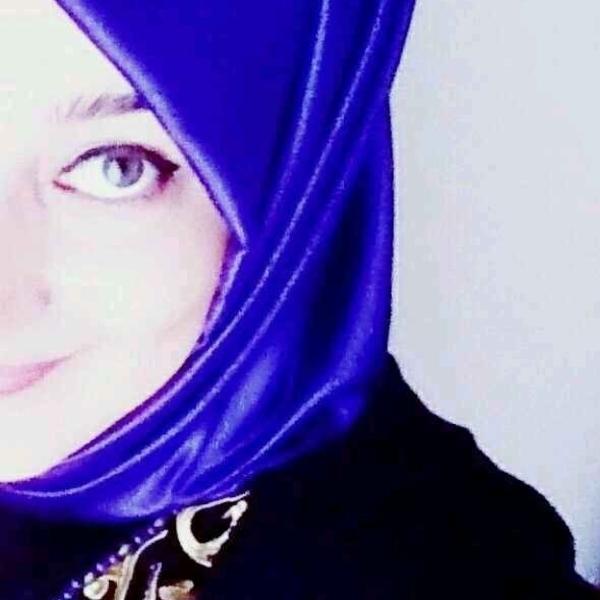 Elif Azaklı