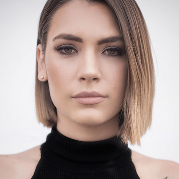 Laura Chimaras