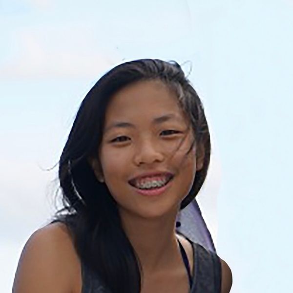 Zoe LU